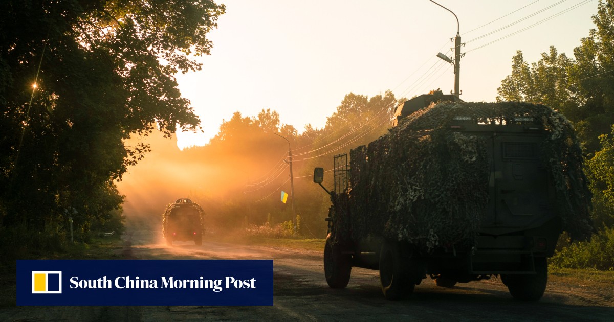 В Китае посол России призывает к «миру и безопасности» на фоне вторжения на Украину